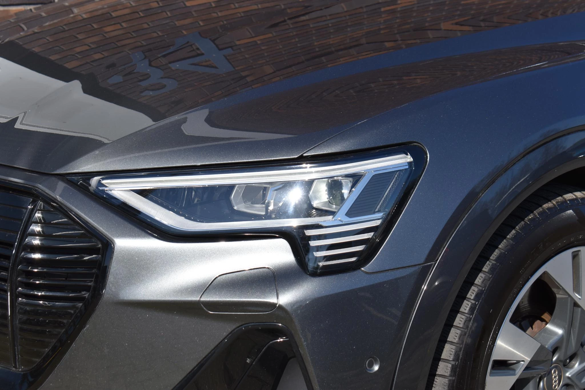 Hoofdafbeelding Audi e-tron