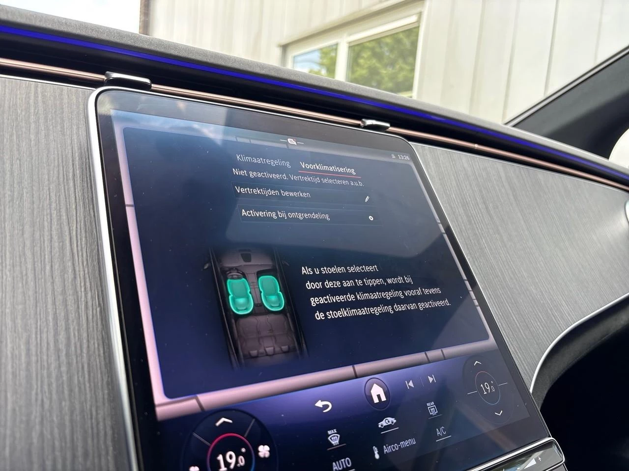 Hoofdafbeelding Mercedes-Benz EQE