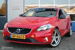 Hoofdafbeelding Volvo V40 Volvo V40 2.0 D2 R-Design XENON/LEDER/TREKHAAK/NAP