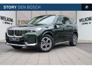Hoofdafbeelding BMW X1 BMW X1 sDrive18i xLine Automaat / Trekhaak / Sportstoelen / Adaptieve LED / Parking Assistant / Comfort Access / Driving Assistant Plus
