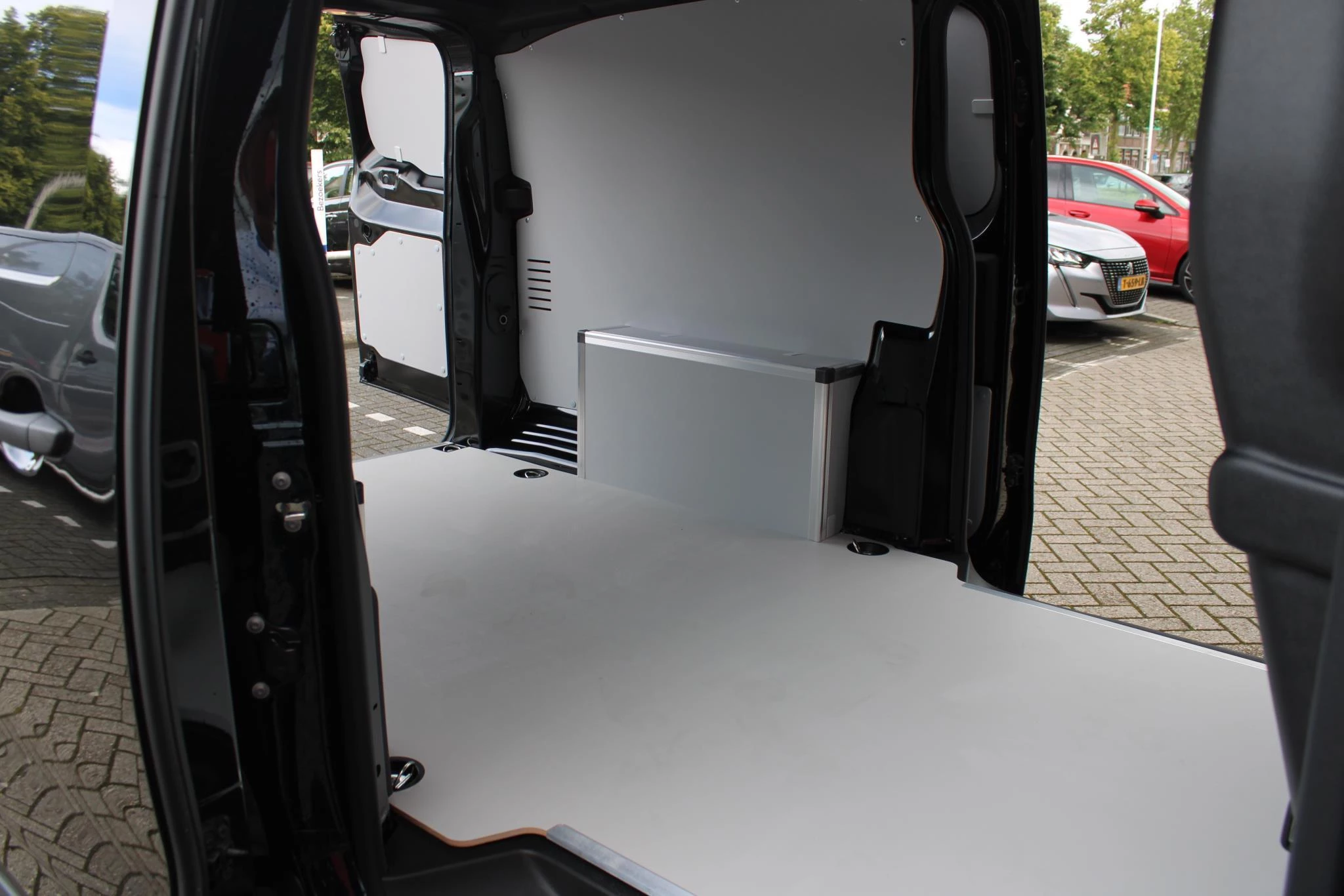 Hoofdafbeelding Peugeot e-Expert