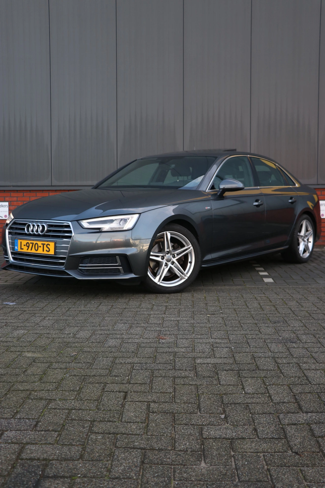 Hoofdafbeelding Audi A4