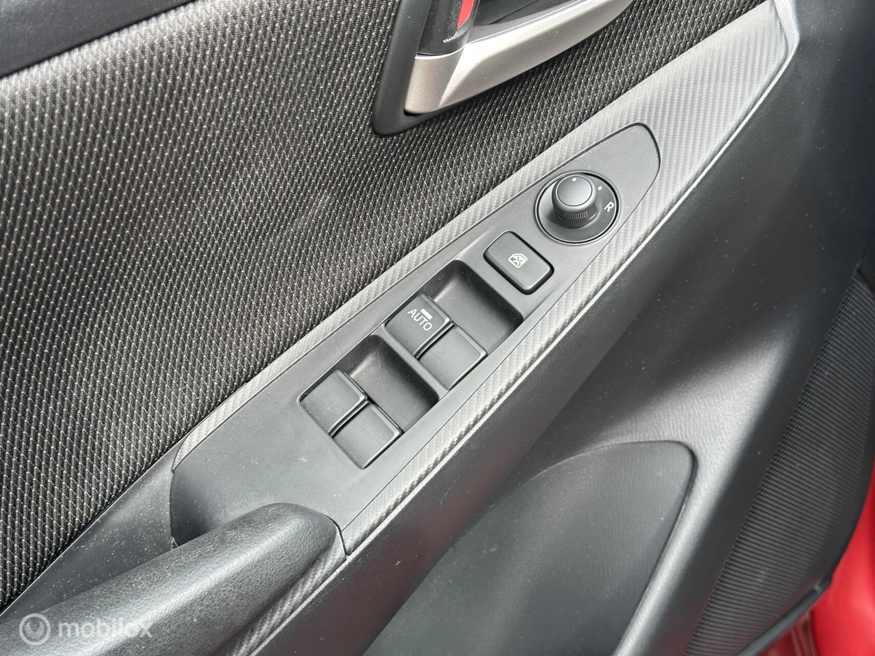 Hoofdafbeelding Mazda 2