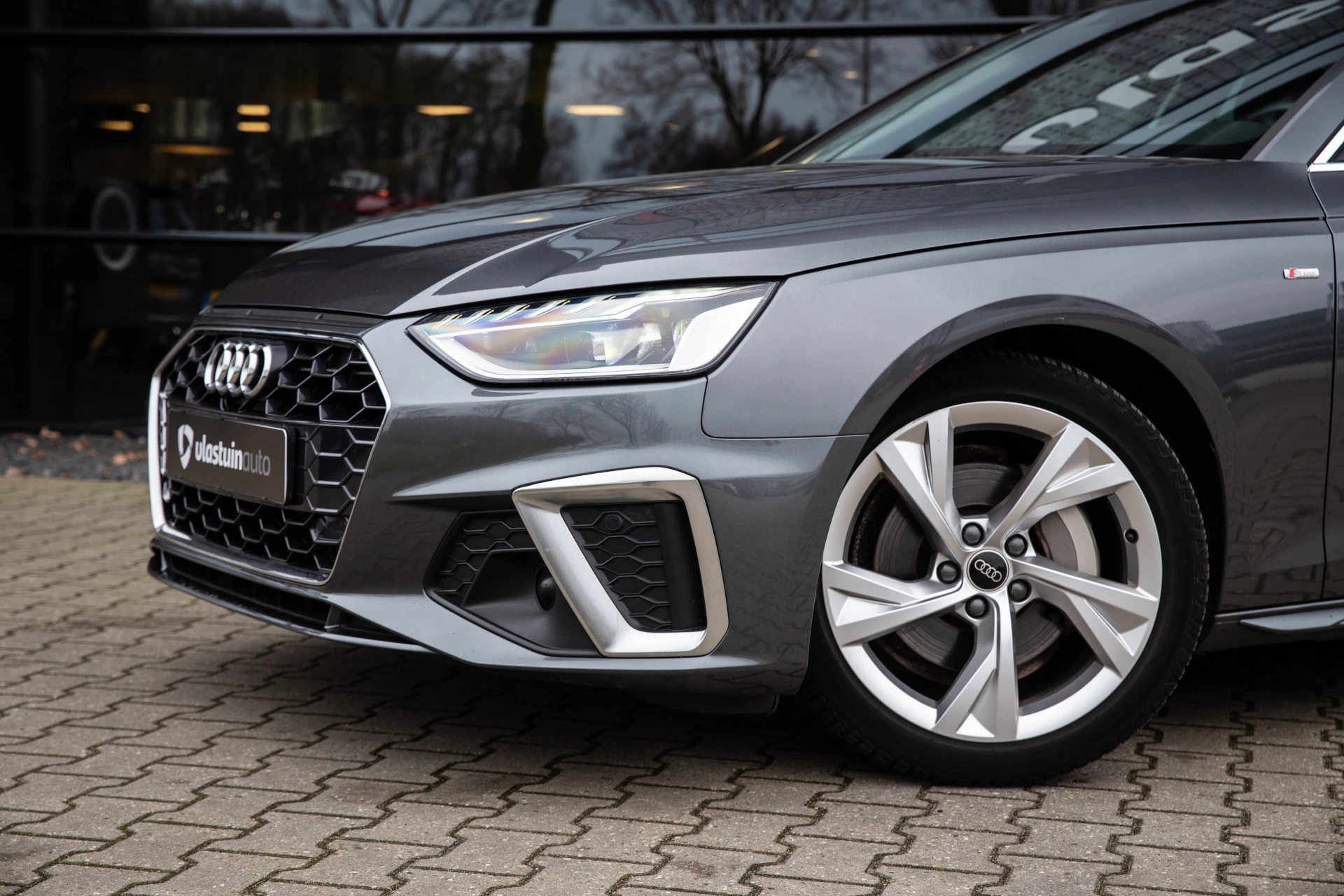 Hoofdafbeelding Audi A4