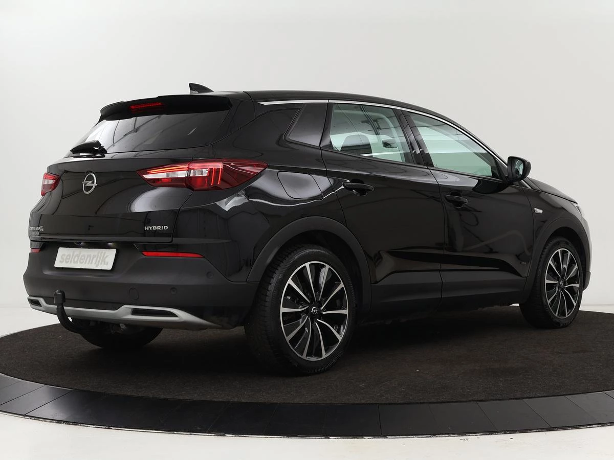 Hoofdafbeelding Opel Grandland X