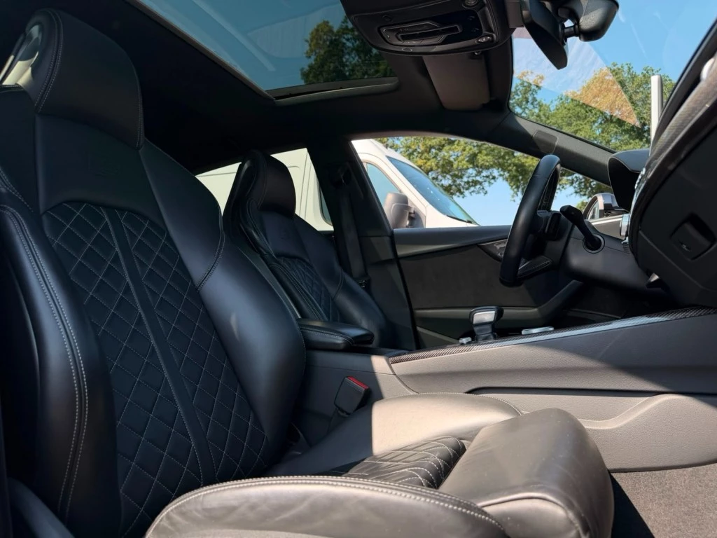 Hoofdafbeelding Audi S5
