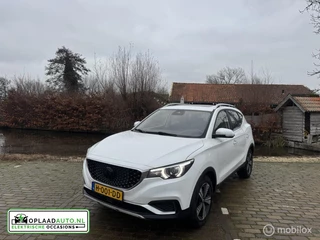 Hoofdafbeelding MG ZS EV MG ZS EV Luxury 45 kWh | Pano | Fabrieksgarantie tot 12-2026