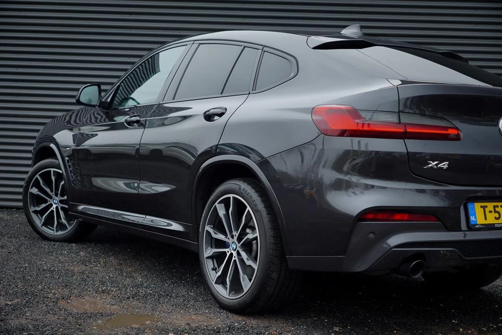 Hoofdafbeelding BMW X4