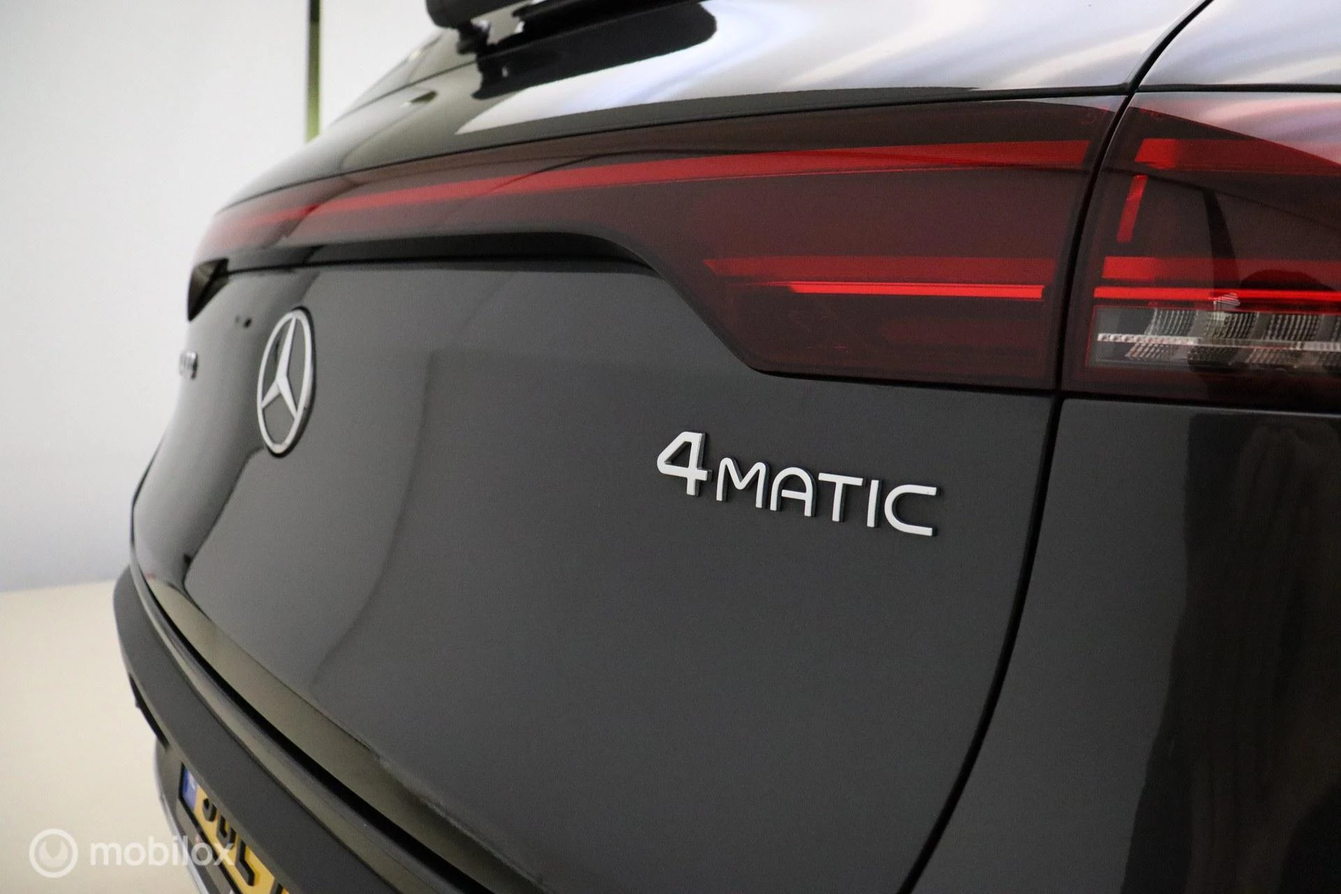 Hoofdafbeelding Mercedes-Benz EQC