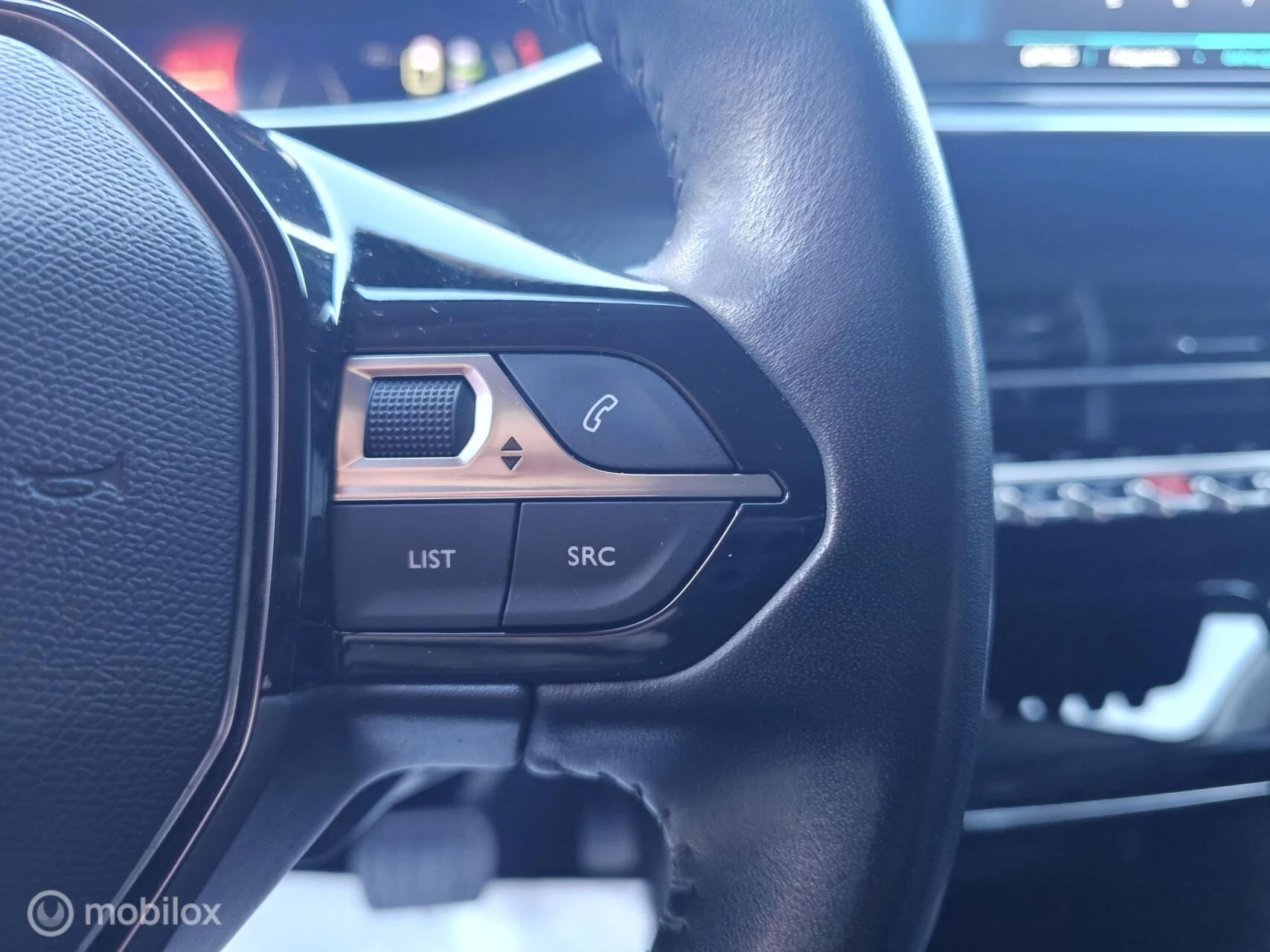 Hoofdafbeelding Peugeot e-208