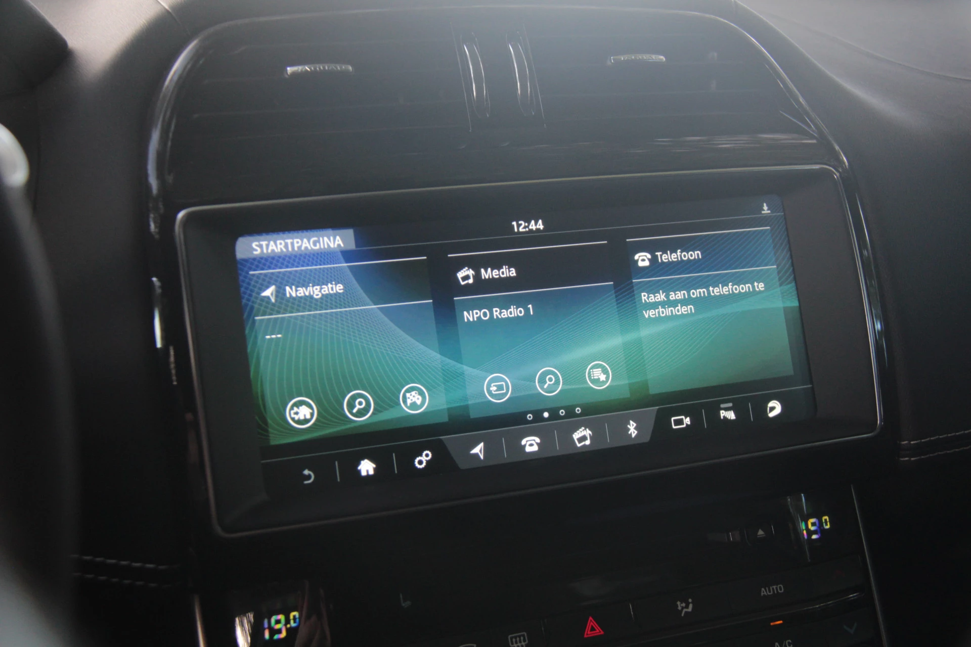 Hoofdafbeelding Jaguar XE