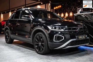 Volkswagen T-Roc 1.6 TDI STYLE BUSINESS|PANO|BLACK|MAN