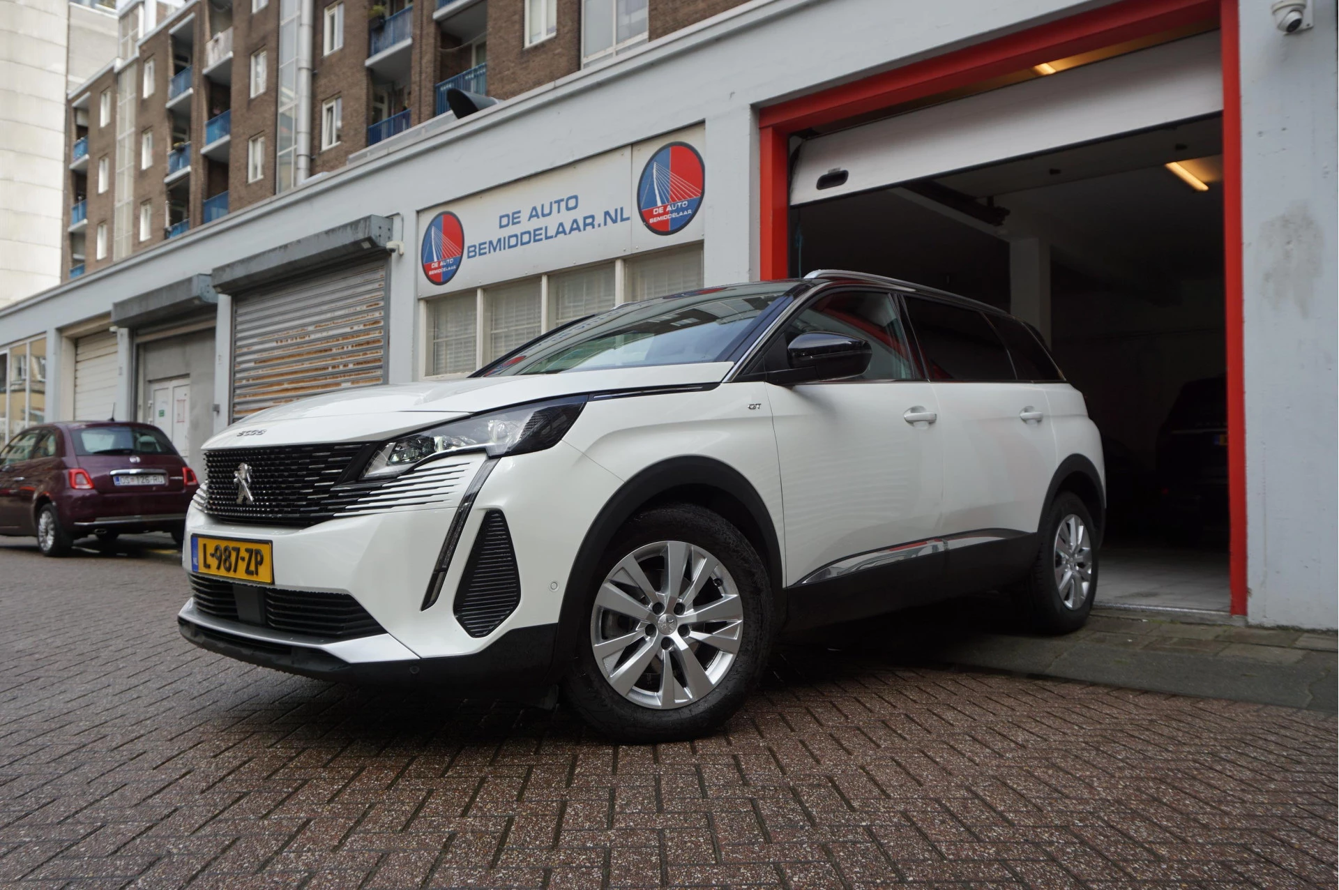 Hoofdafbeelding Peugeot 5008