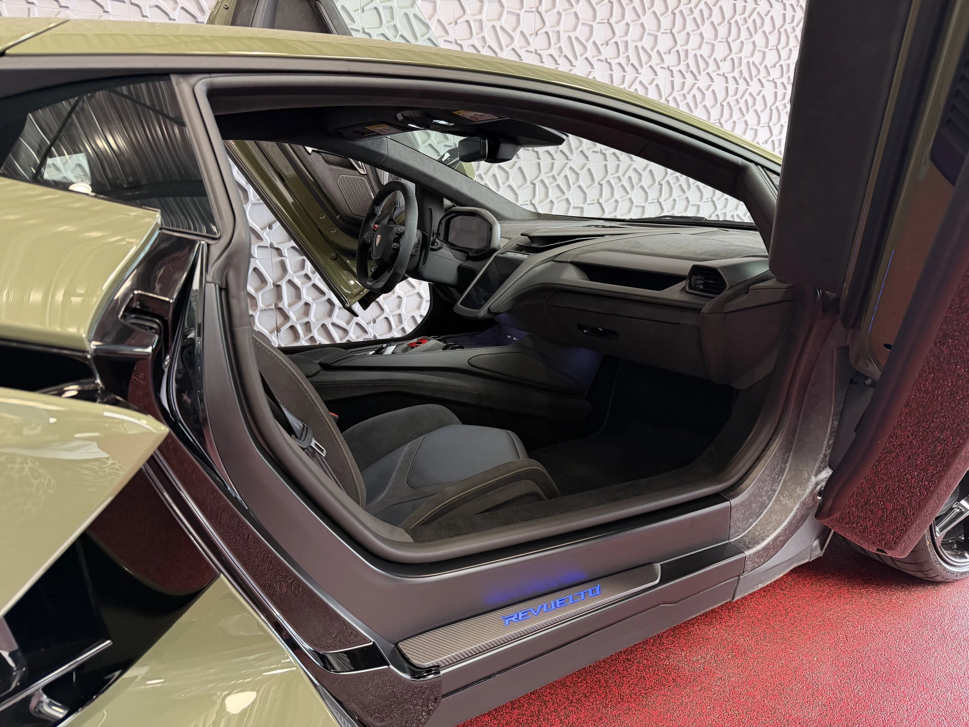 Hoofdafbeelding Lamborghini Revuelto