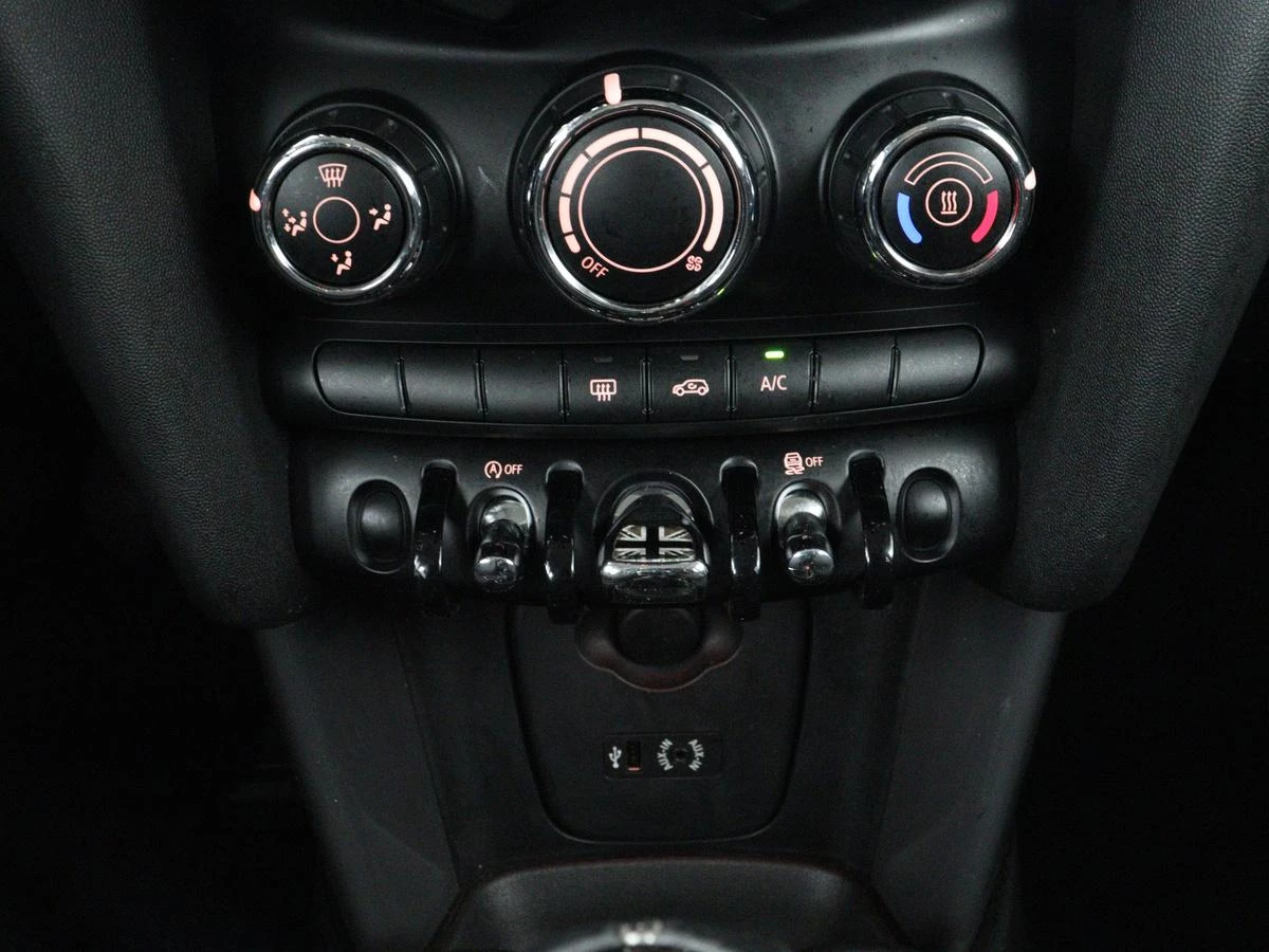 Hoofdafbeelding MINI One