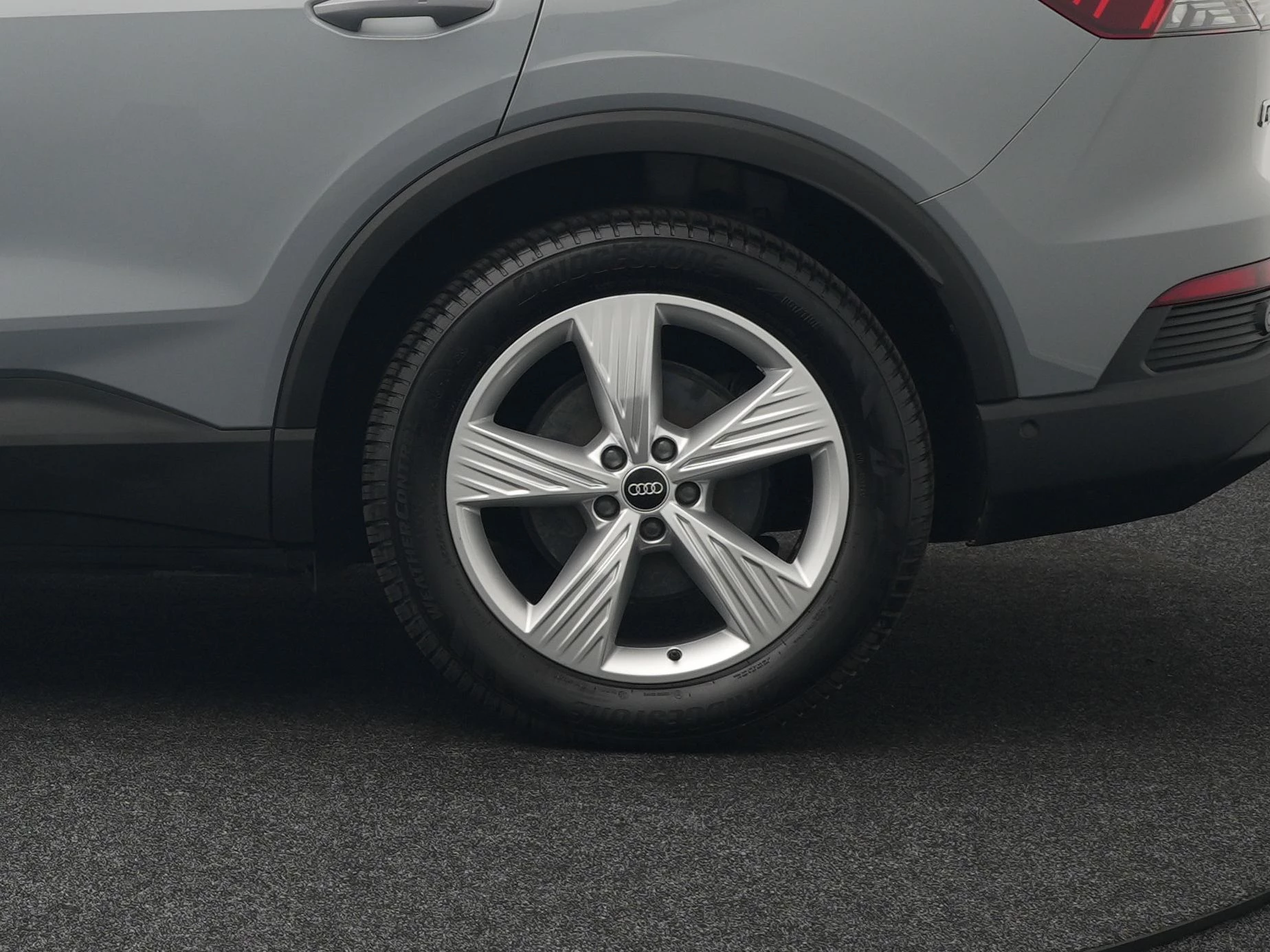 Hoofdafbeelding Audi Q4 e-tron