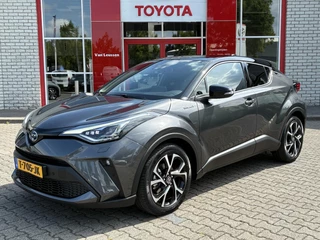 Toyota C-HR 2.0 HYBRID 184PK STYLE BI-TONE STOEL/STUURVERW APPLE ANDROID BSM LED PARK-SENSOREN 18'' LM-VELGEN KEYLESS