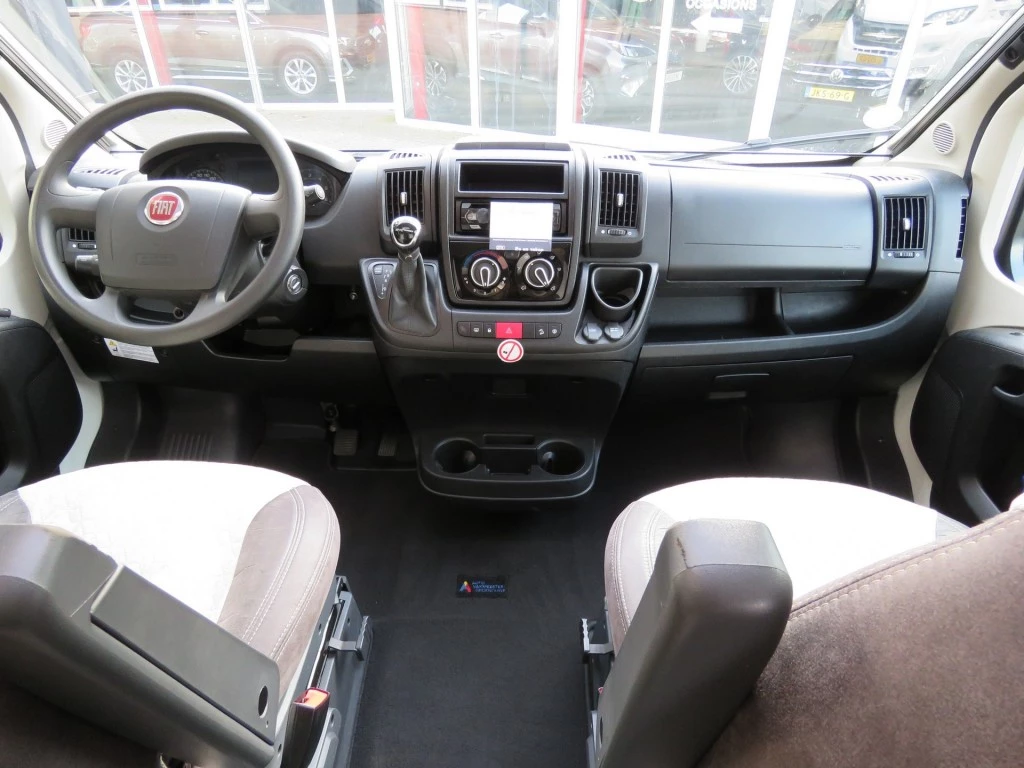 Hoofdafbeelding Chausson 648