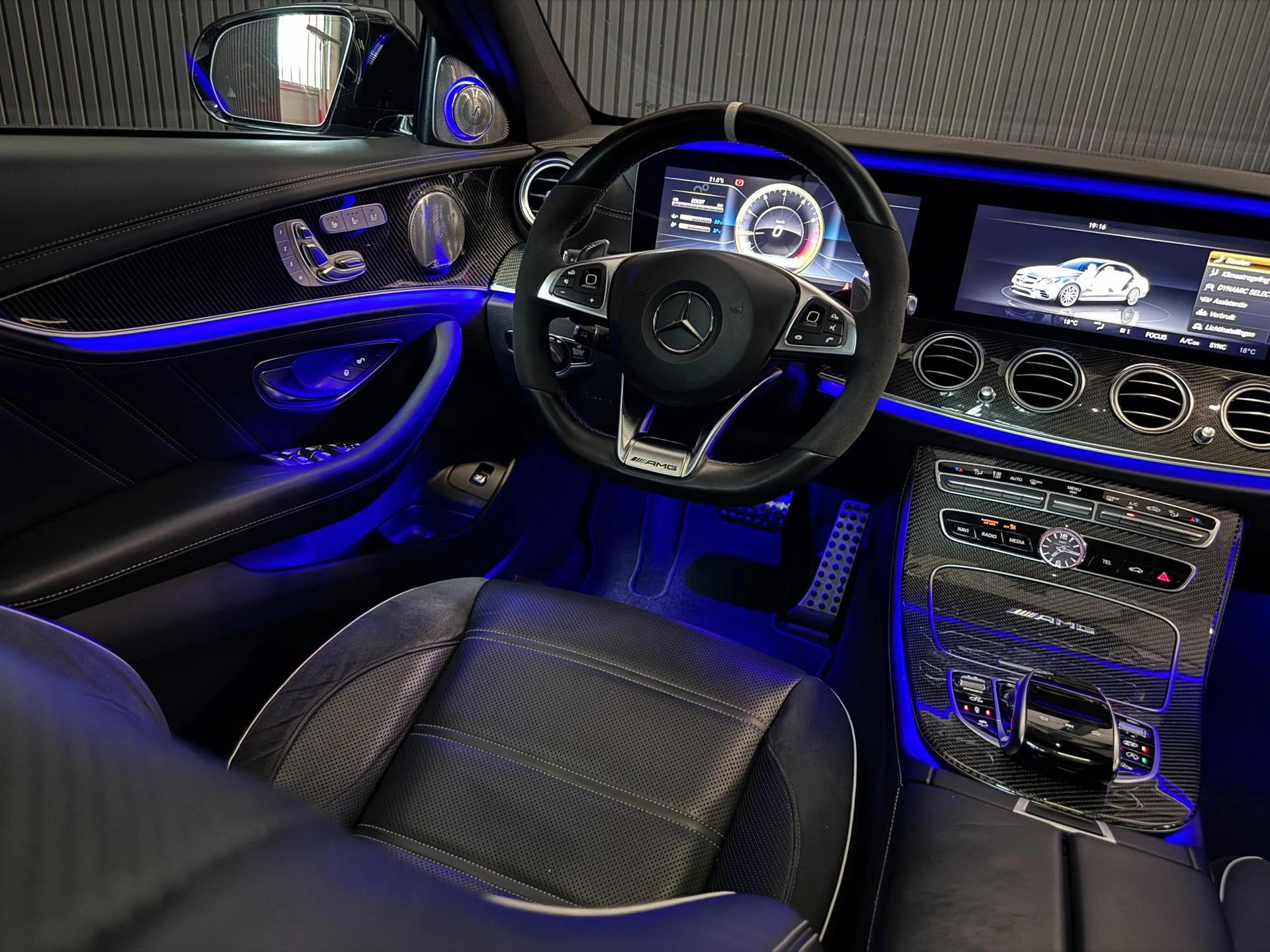 Hoofdafbeelding Mercedes-Benz E-Klasse