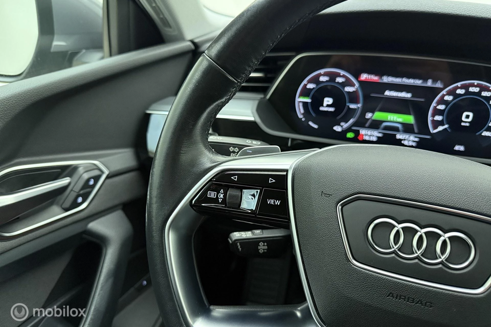 Hoofdafbeelding Audi e-tron