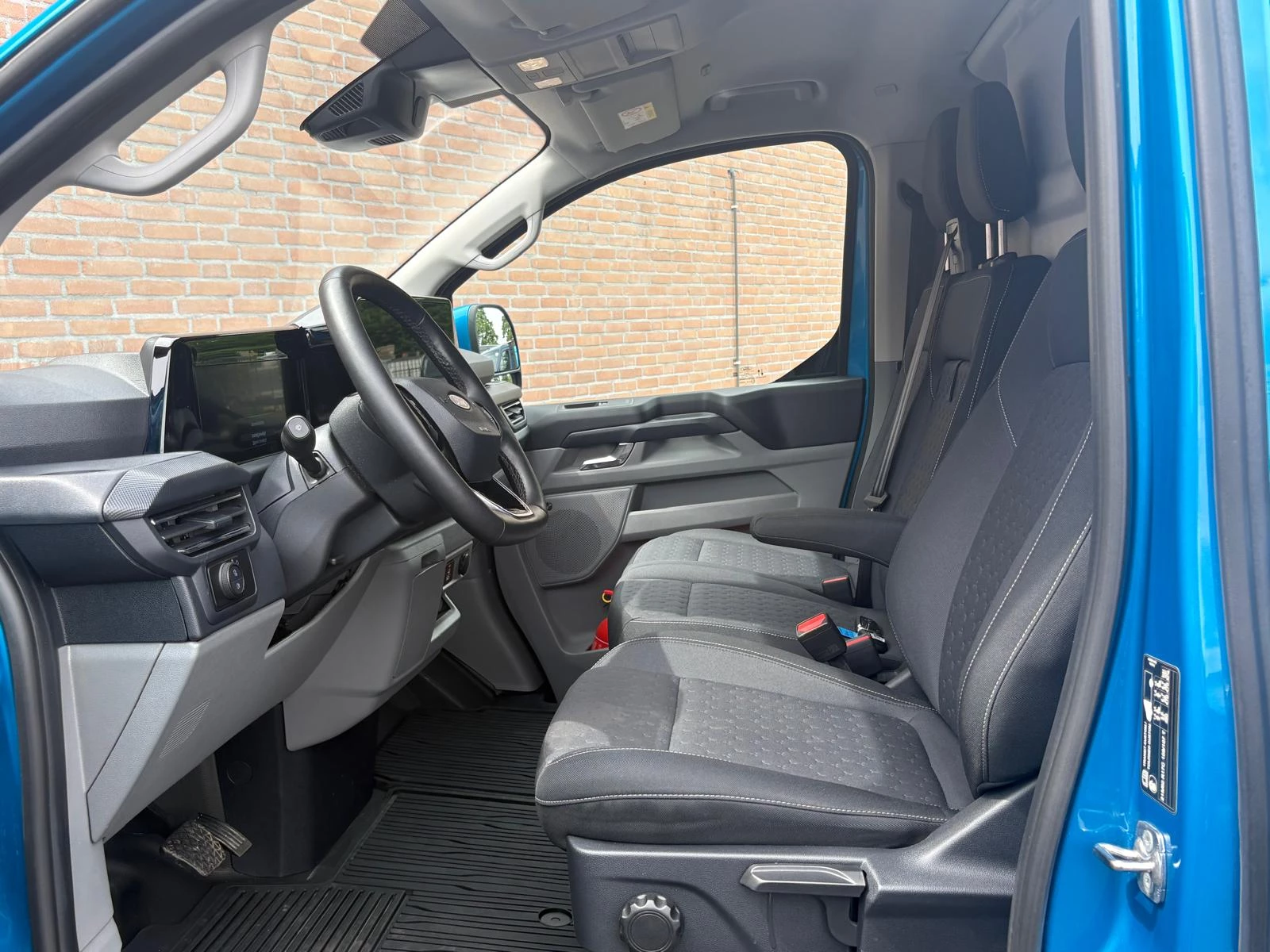 Hoofdafbeelding Ford E-Transit Custom