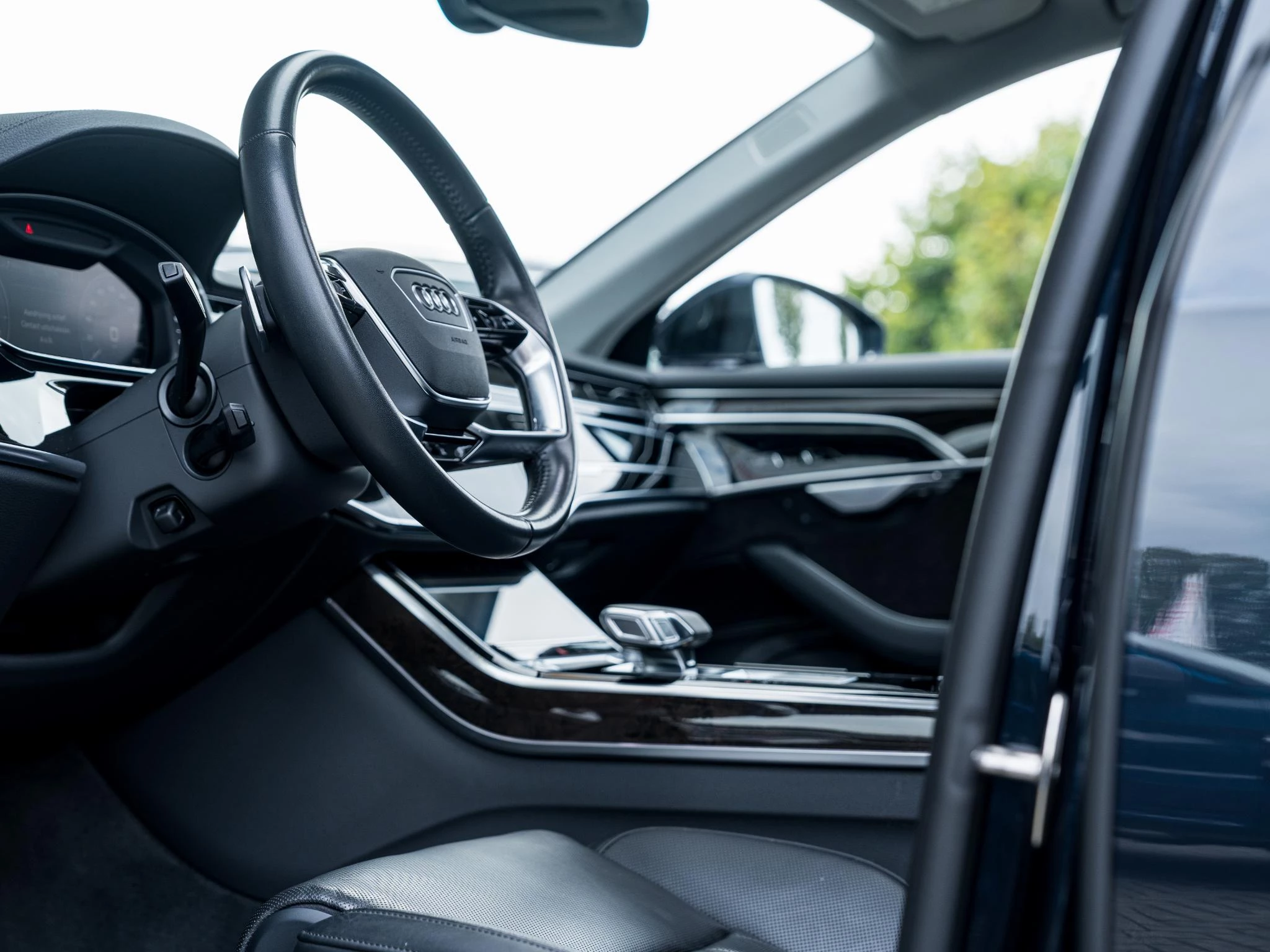Hoofdafbeelding Audi A8