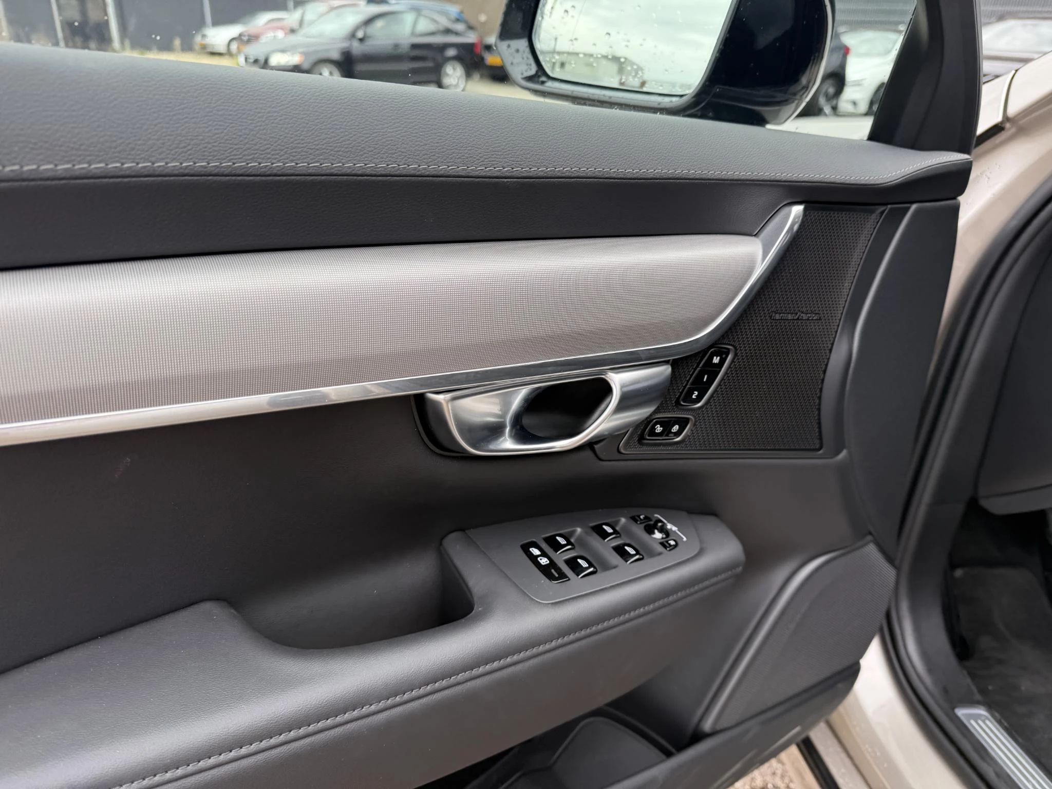Hoofdafbeelding Volvo V90