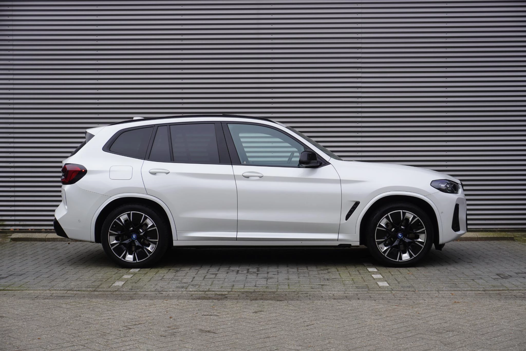 Hoofdafbeelding BMW iX3