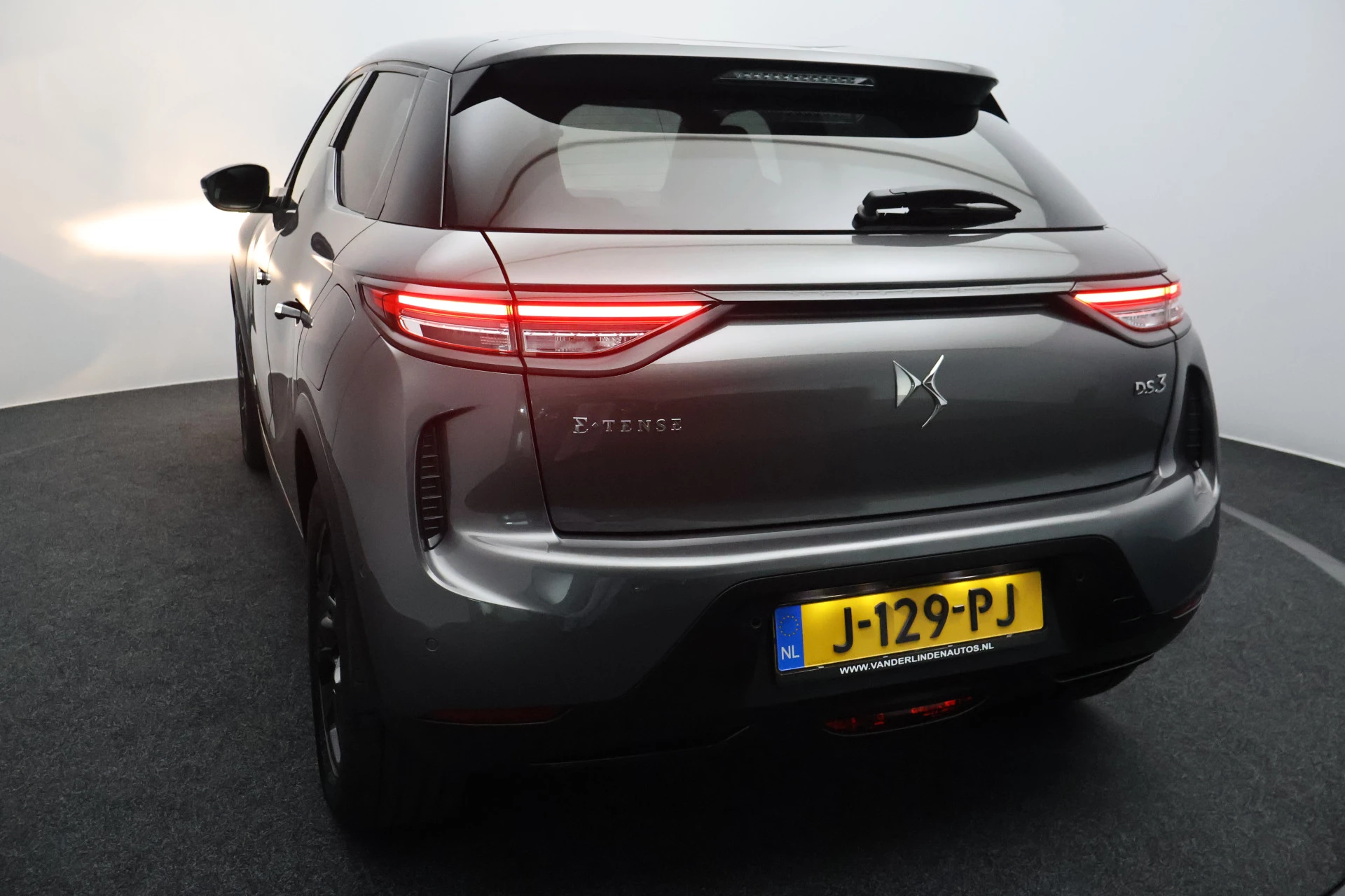 Hoofdafbeelding DS DS 3