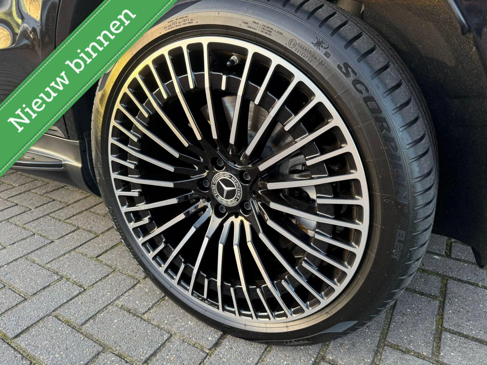 Hoofdafbeelding Mercedes-Benz EQC