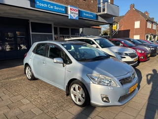 Toyota Auris 1.8 FULL HYBRID EXE.