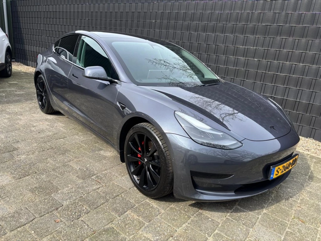 Hoofdafbeelding Tesla Model 3