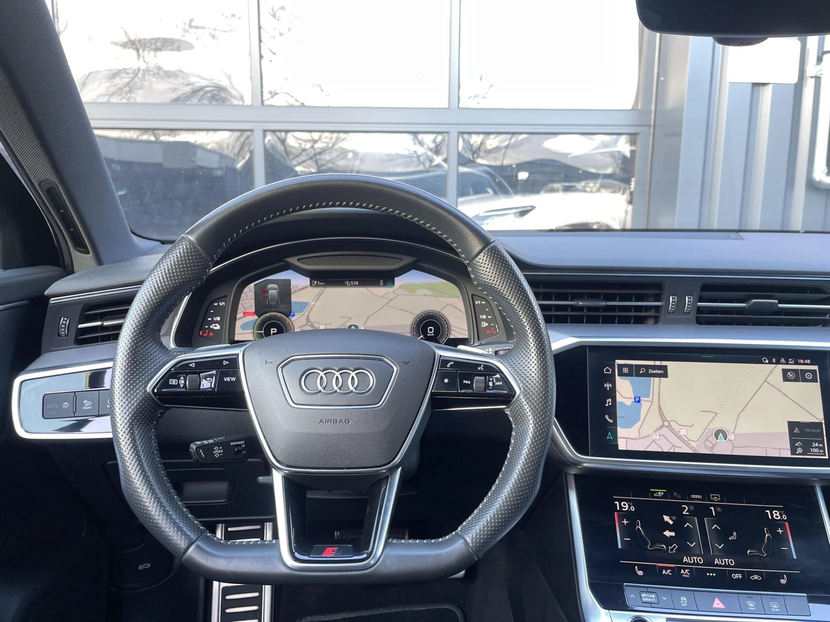 Hoofdafbeelding Audi A6