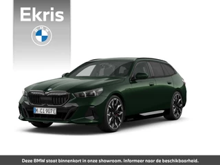 Hoofdafbeelding BMW 5 Serie BMW 5 serie Touring 530e | M Sportpakket Pro | Individual Lak | Trekhaak | Innovation Pack | Comfort Pack