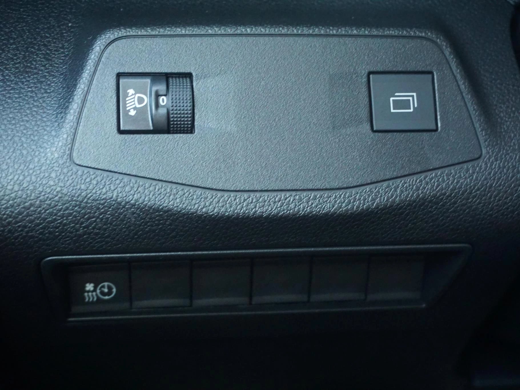 Hoofdafbeelding Peugeot e-Partner