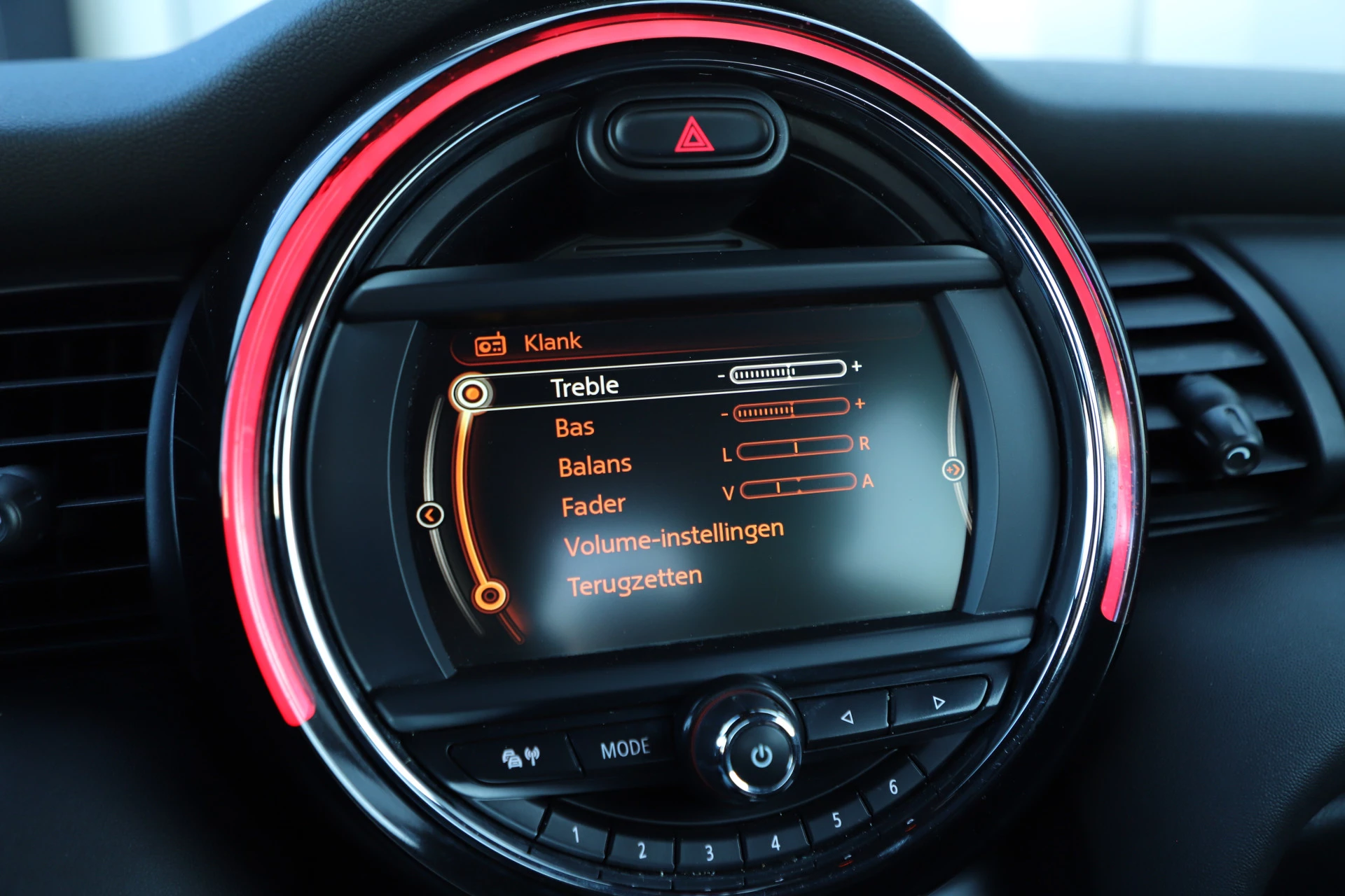 Hoofdafbeelding MINI One