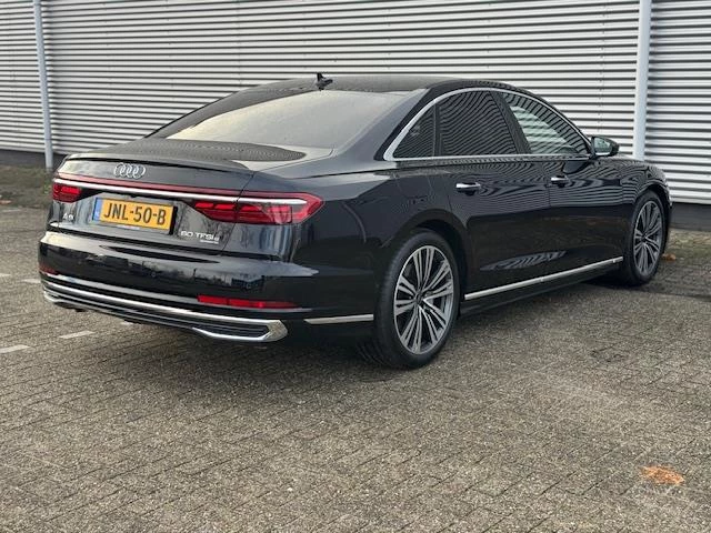 Hoofdafbeelding Audi A8