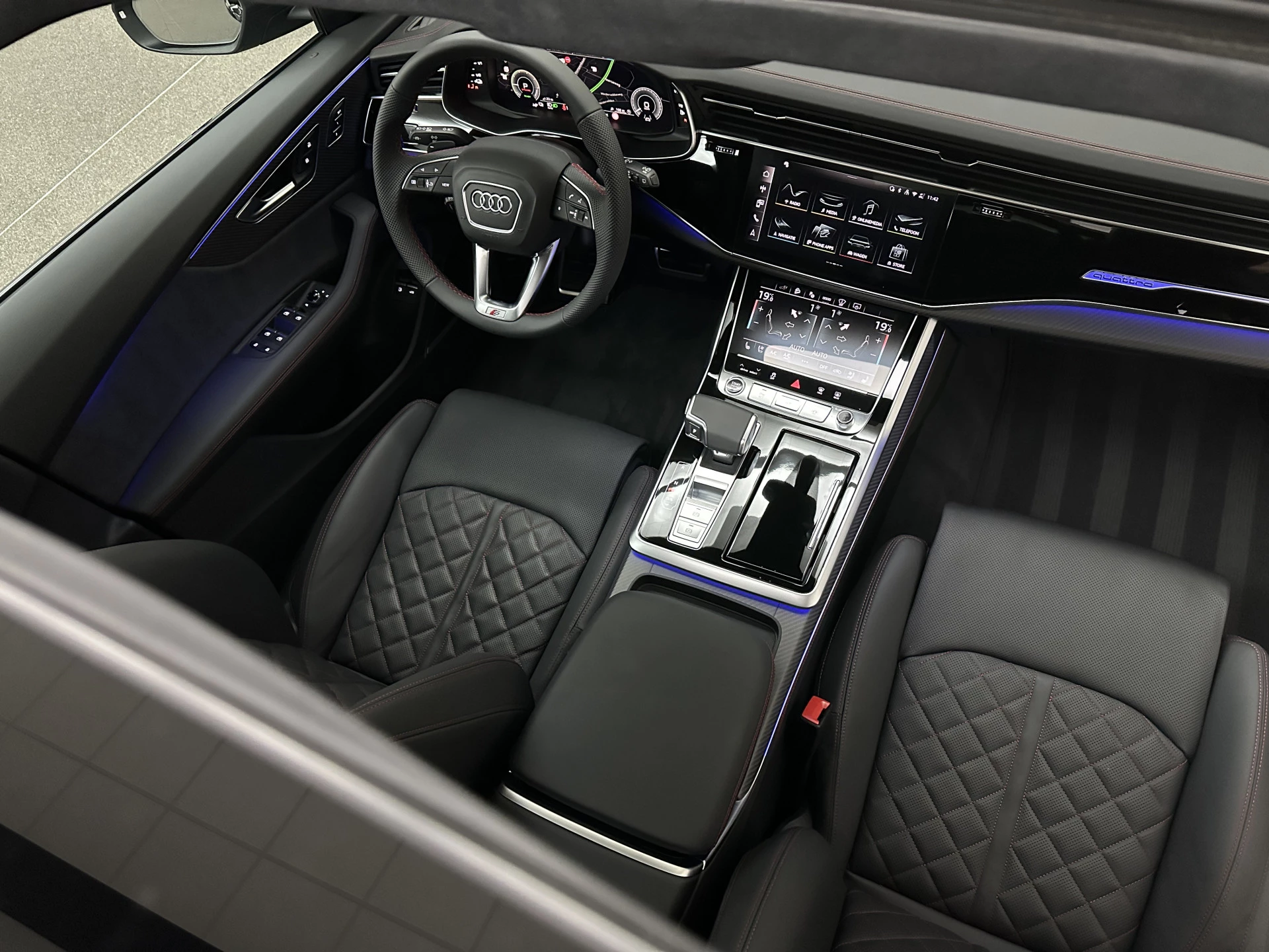 Hoofdafbeelding Audi Q8
