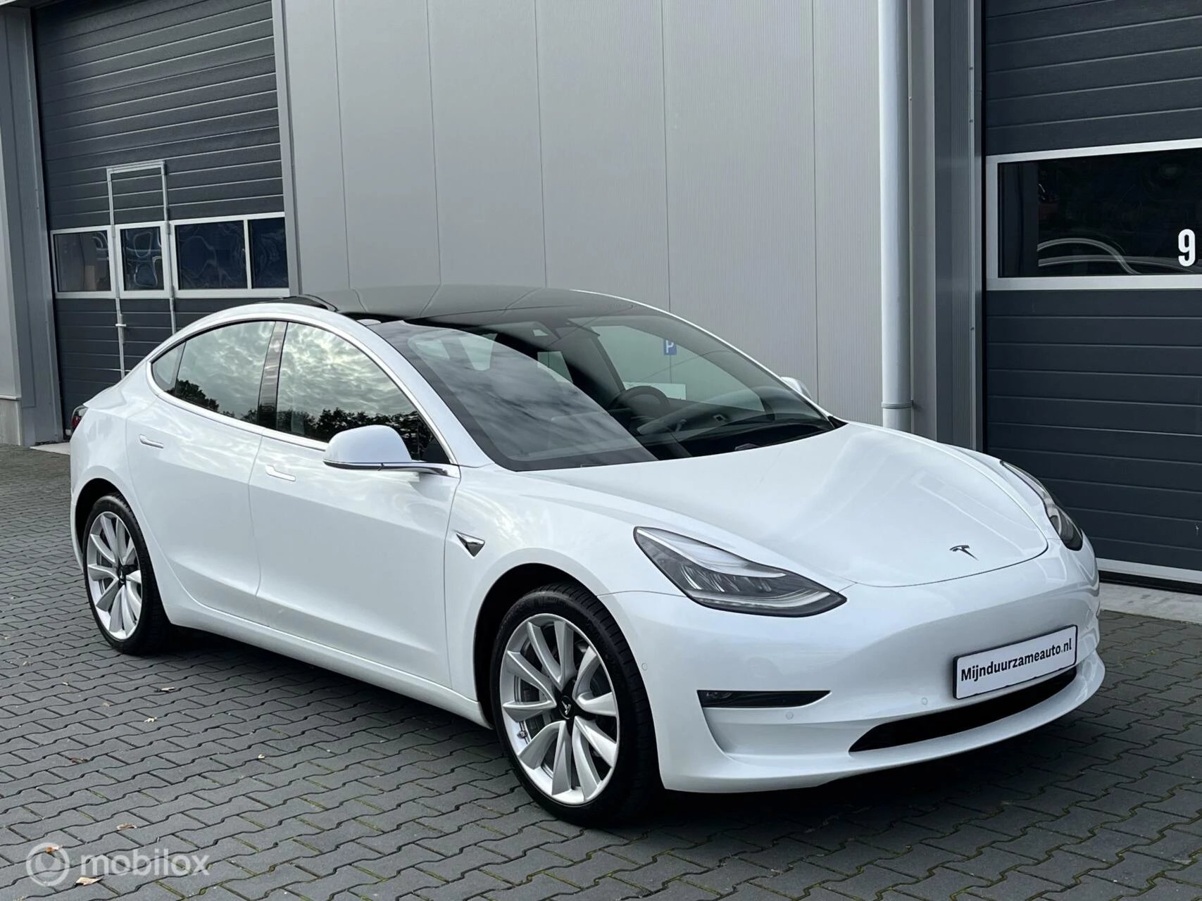 Hoofdafbeelding Tesla Model 3