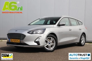 Hoofdafbeelding Ford Focus Ford Focus Wagon 1.0 EcoBoost Trend Edition Business 101PK Trekhaak Navigatie Carplay Android Airco Cruise Parkeersensor