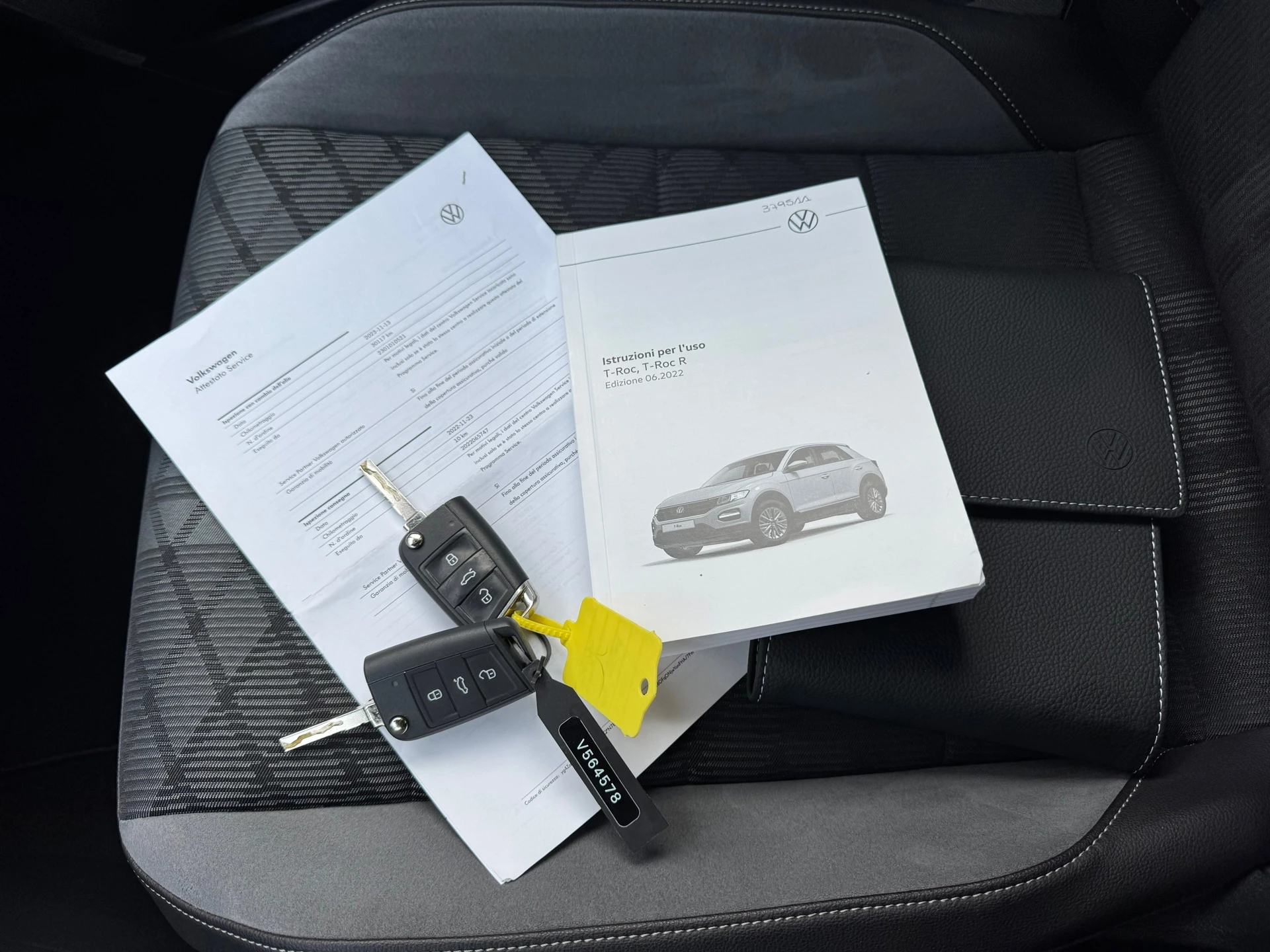 Hoofdafbeelding Volkswagen T-Roc