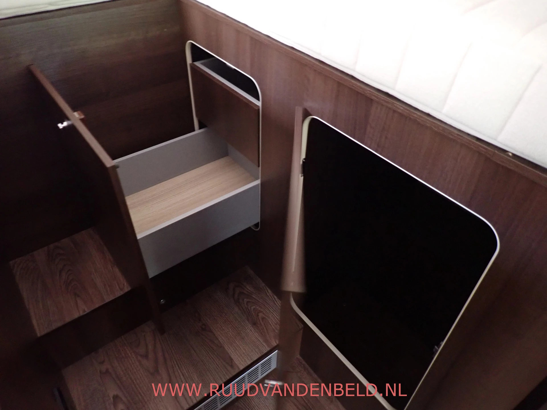 Hoofdafbeelding ROLLER TEAM AUTO-ROLLER 284 TL