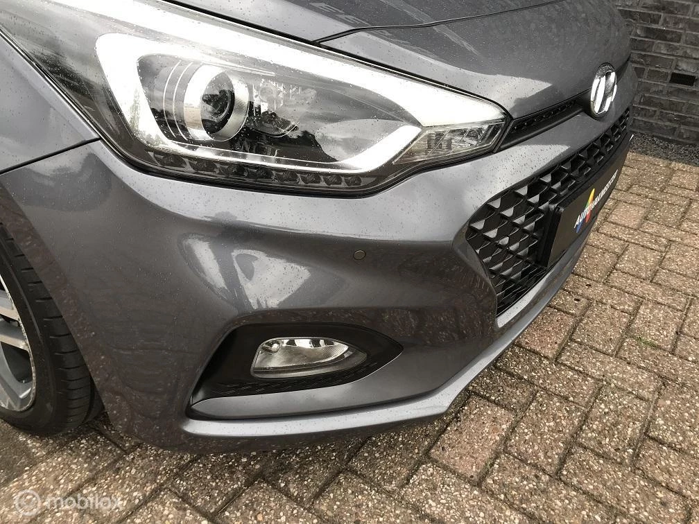 Hoofdafbeelding Hyundai i20