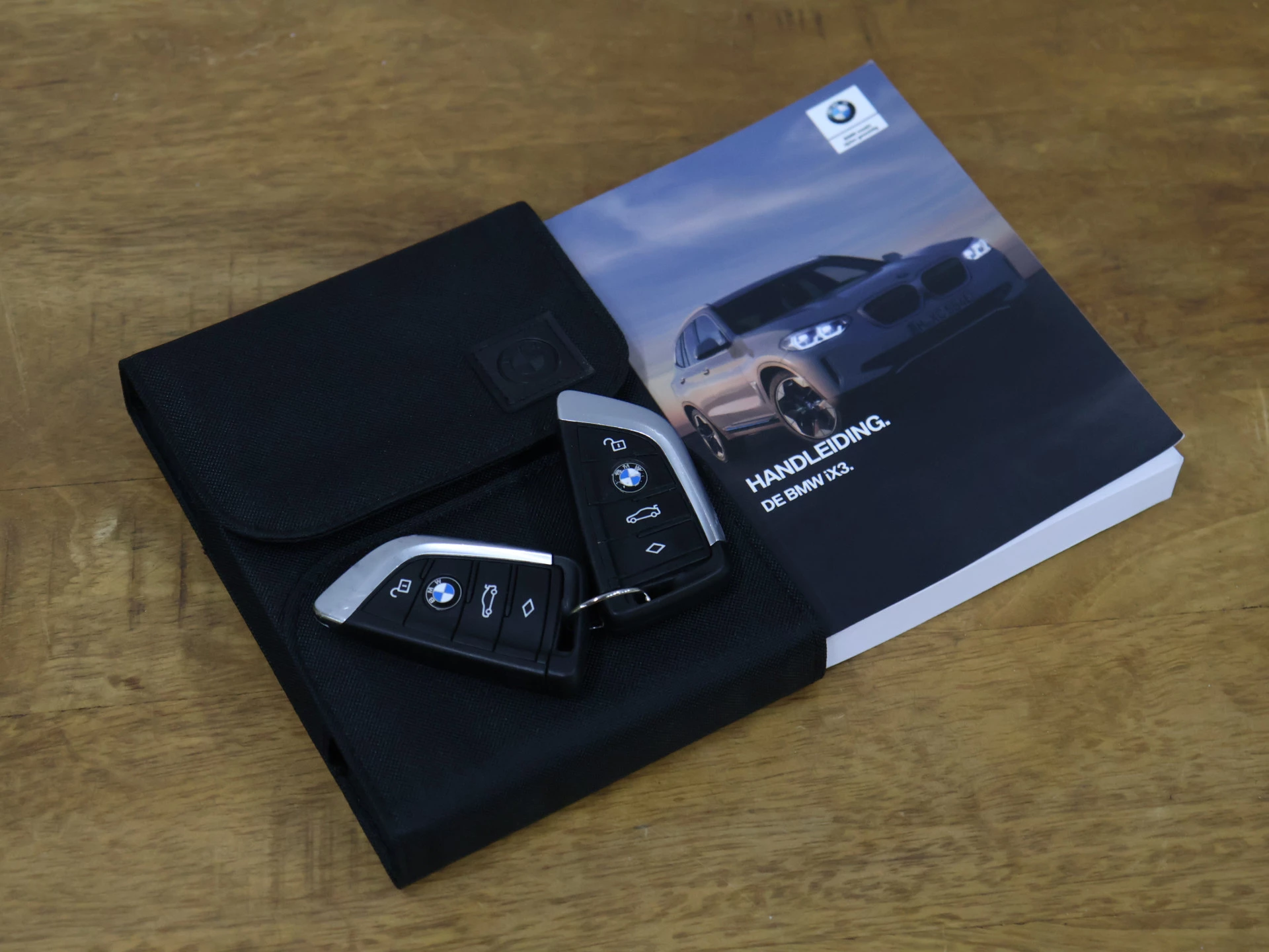 Hoofdafbeelding BMW iX3