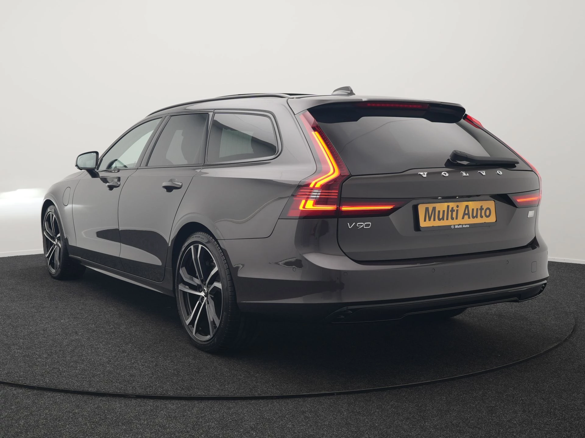 Hoofdafbeelding Volvo V90