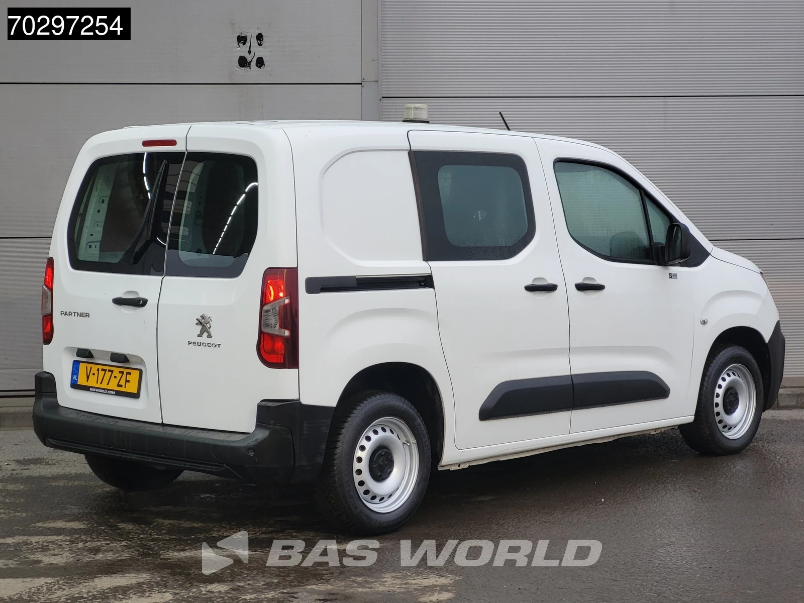 Hoofdafbeelding Peugeot Partner