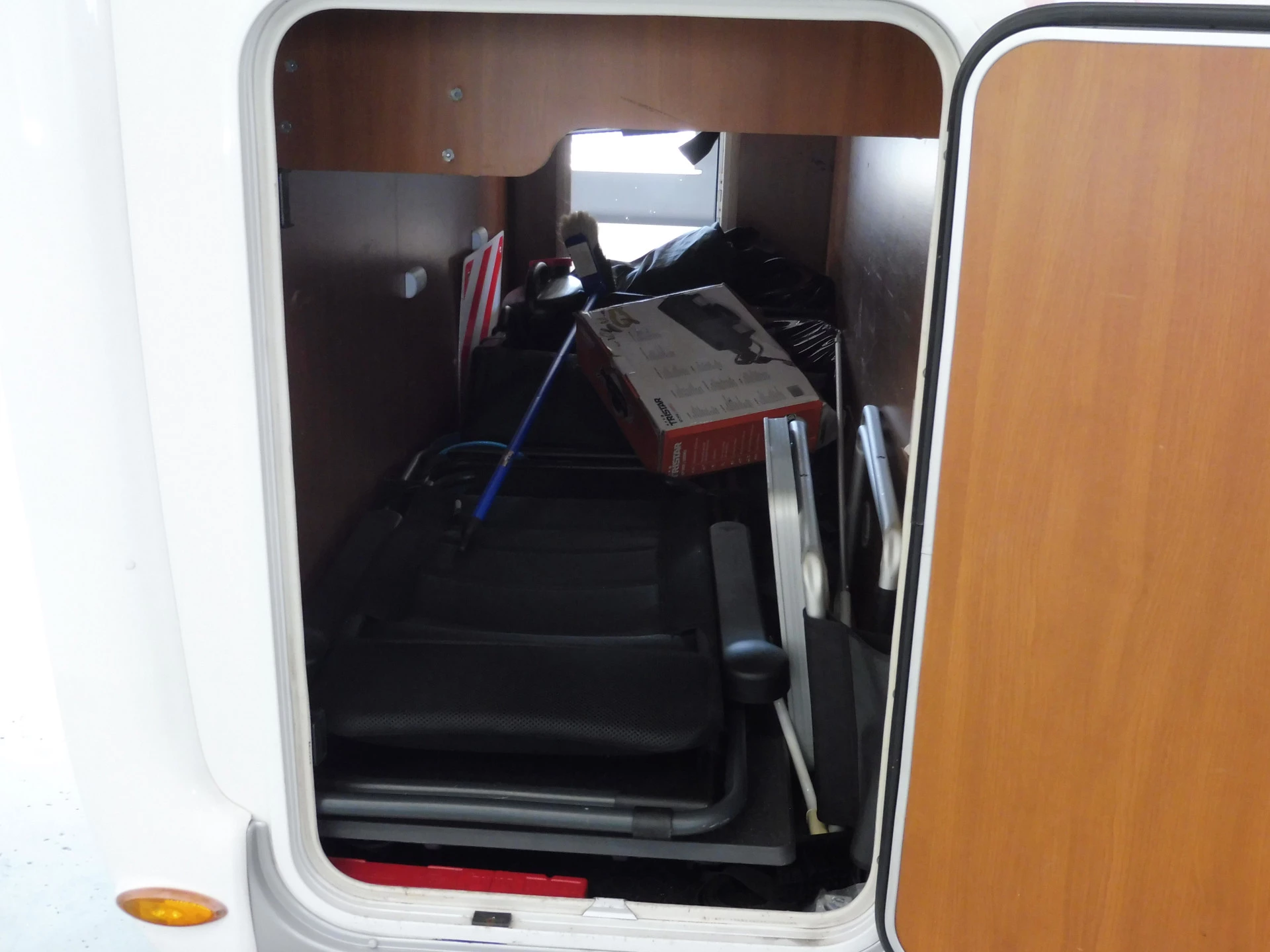 Hoofdafbeelding Challenger Mageo