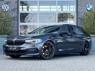BMW 5 Serie 530i SPORT TOURING - PANO - HARMAN KARDON - 20 INCH - ORG. NL.