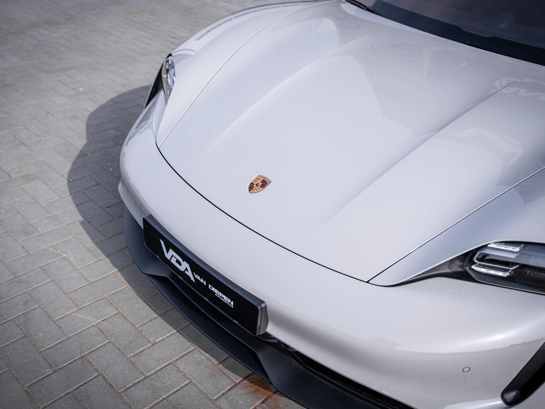 Hoofdafbeelding Porsche Taycan