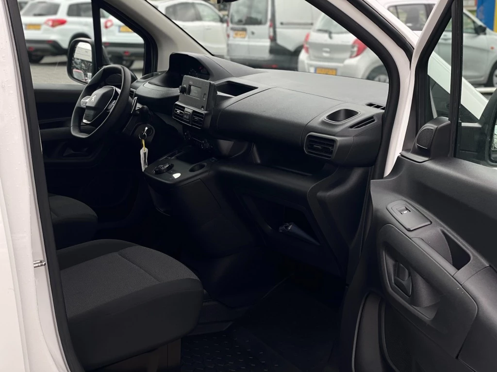 Hoofdafbeelding Peugeot Partner